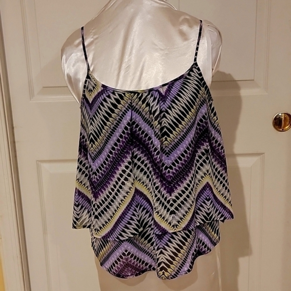 NEW - NEW YORK & CO. - SPAGHETTI STRAP TOP ( sz small)‎